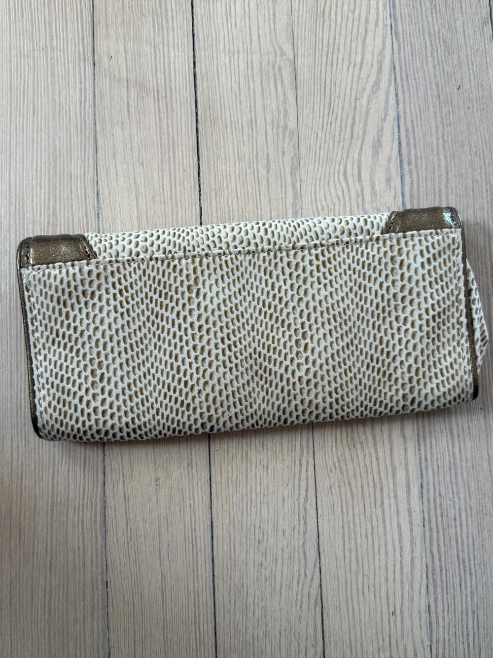 SONDRA ROBERTS Women’s SR2 Snakeskin Embossed Clutch Crossbody Bag 10”
